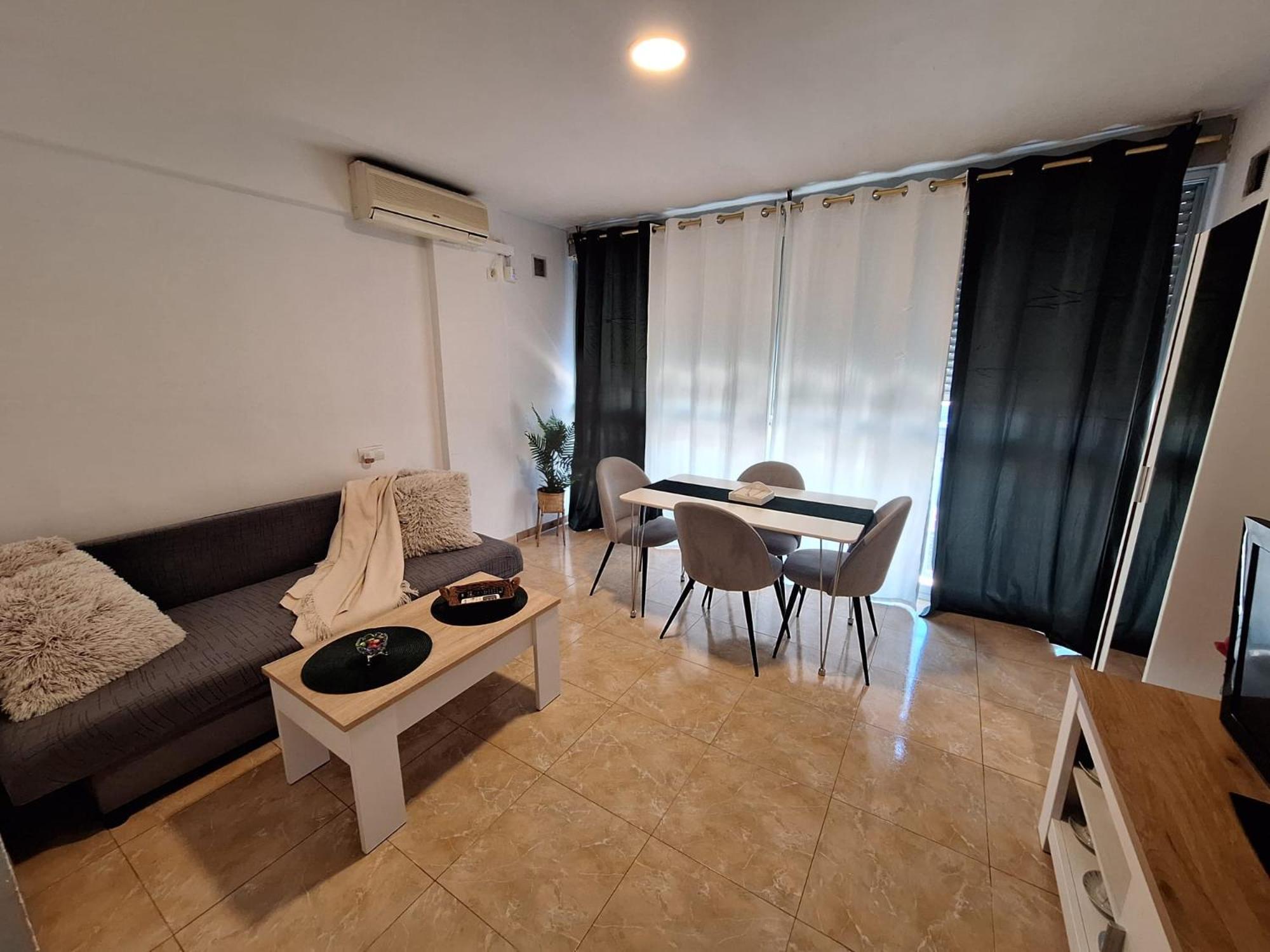 Beautiful New One Bedroom In Appartement *